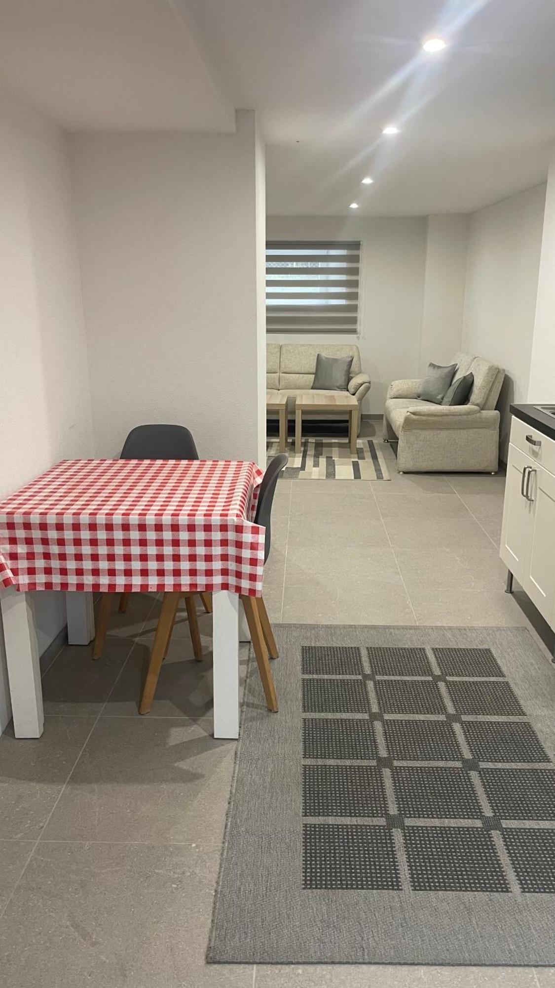 Appartement Bes,, F2 Renove Confort Avec Entree Independante Wittenheim Eksteriør bilde